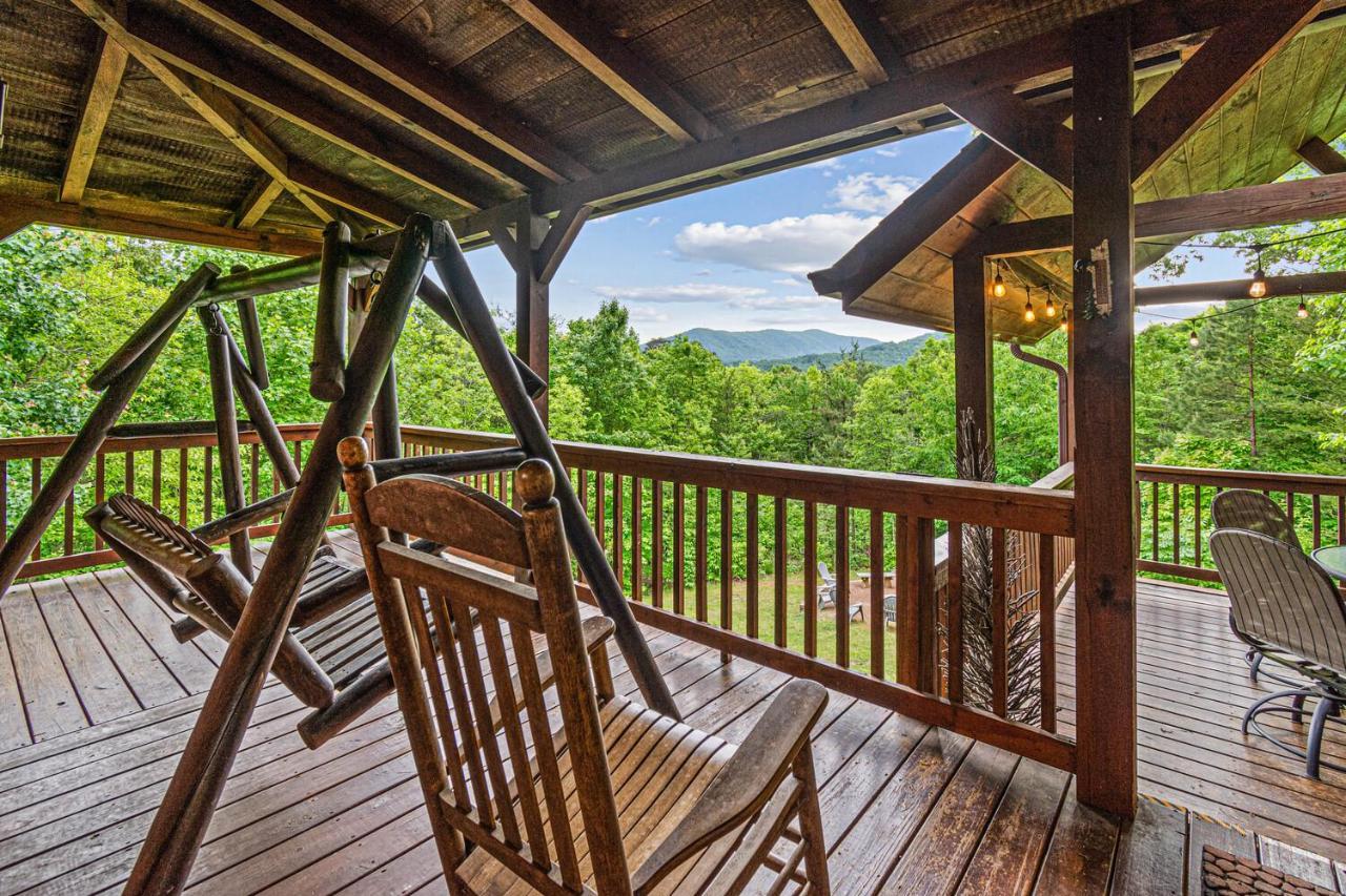 Incredible Views! - Pet Friendly - Aska Adventure Area - Bearfoot Bungalow Blue Ridge Extérieur photo