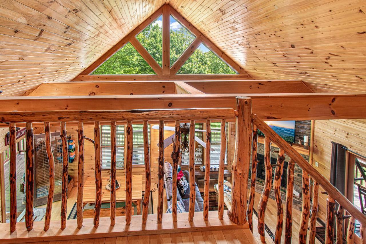 Incredible Views! - Pet Friendly - Aska Adventure Area - Bearfoot Bungalow Blue Ridge Extérieur photo